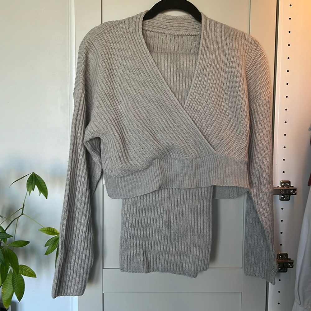 Cropped knit sweater and midi skirt set